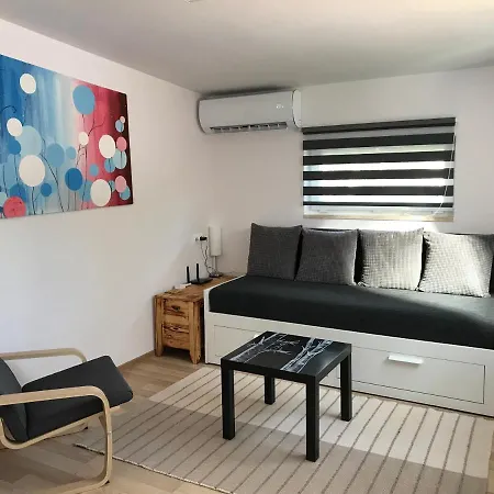 Visko Vendeghaz Apartament Pilismarot